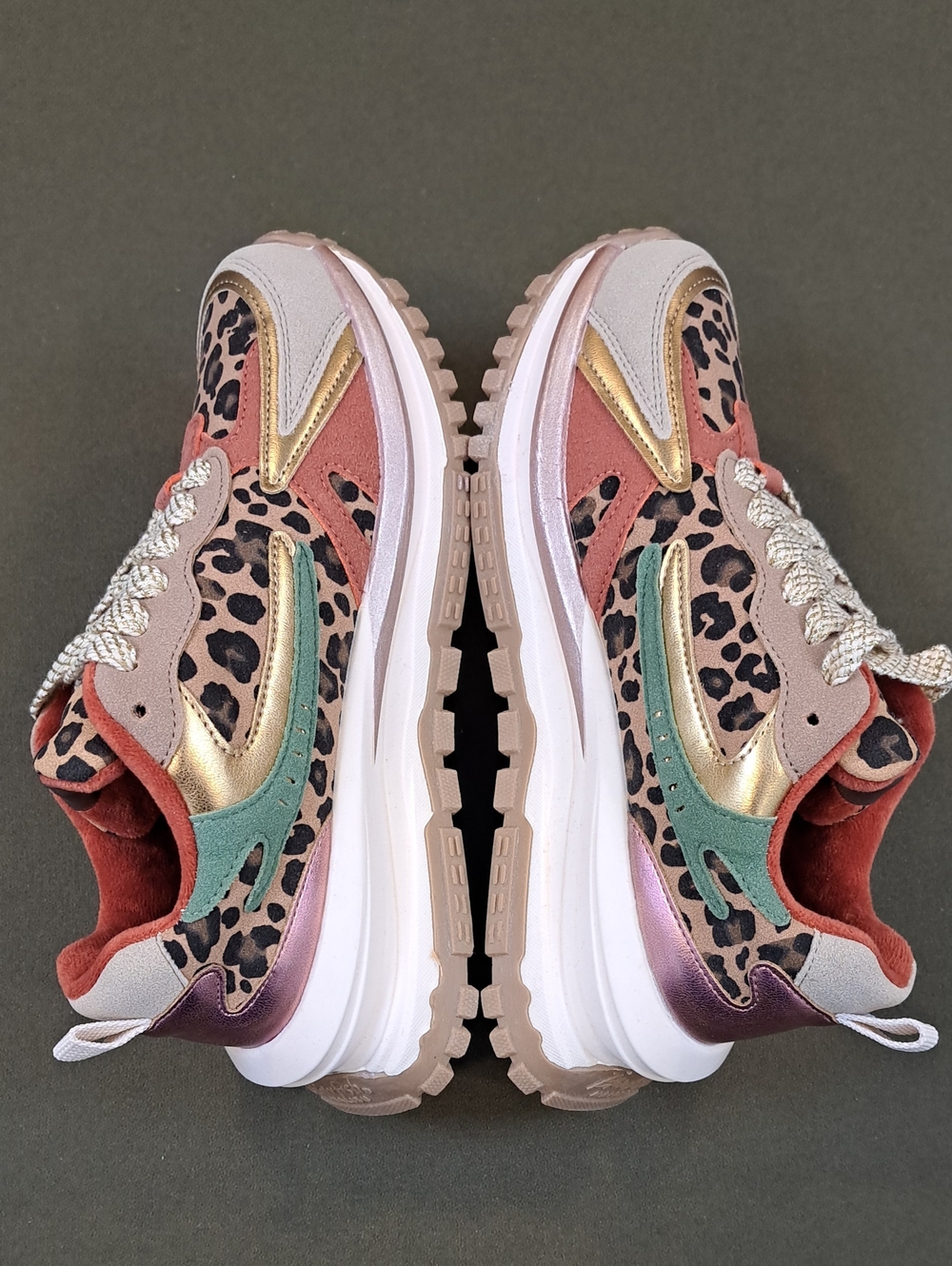 Blowfish Malibu Leo Sneaker - Color: Leopard Suede - Size: Women 6 - Picture 6 of 10